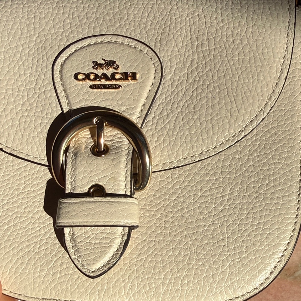 Coach EUC Off-White Leather shoulder & Crossbody Bag - Picture 2 of 16